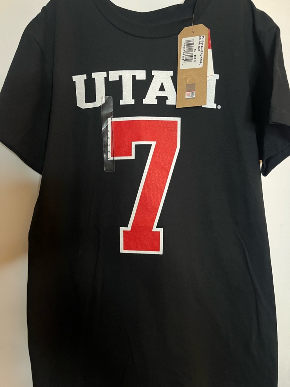 Utah Youth Short-Sleeve Graphic Tee in Black with Red 7
